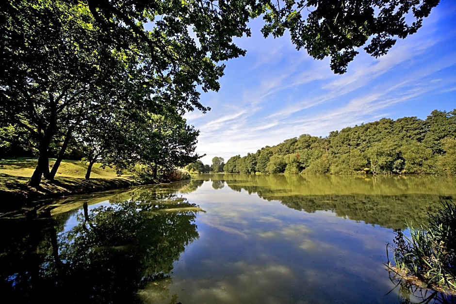 Stoke By Nayland Resort