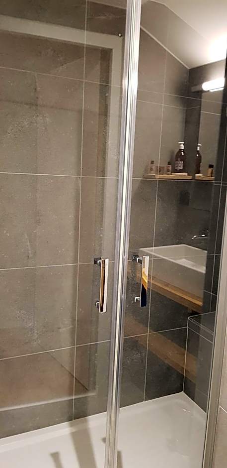 AUBERGE DES GLIERES Plateau des Glières