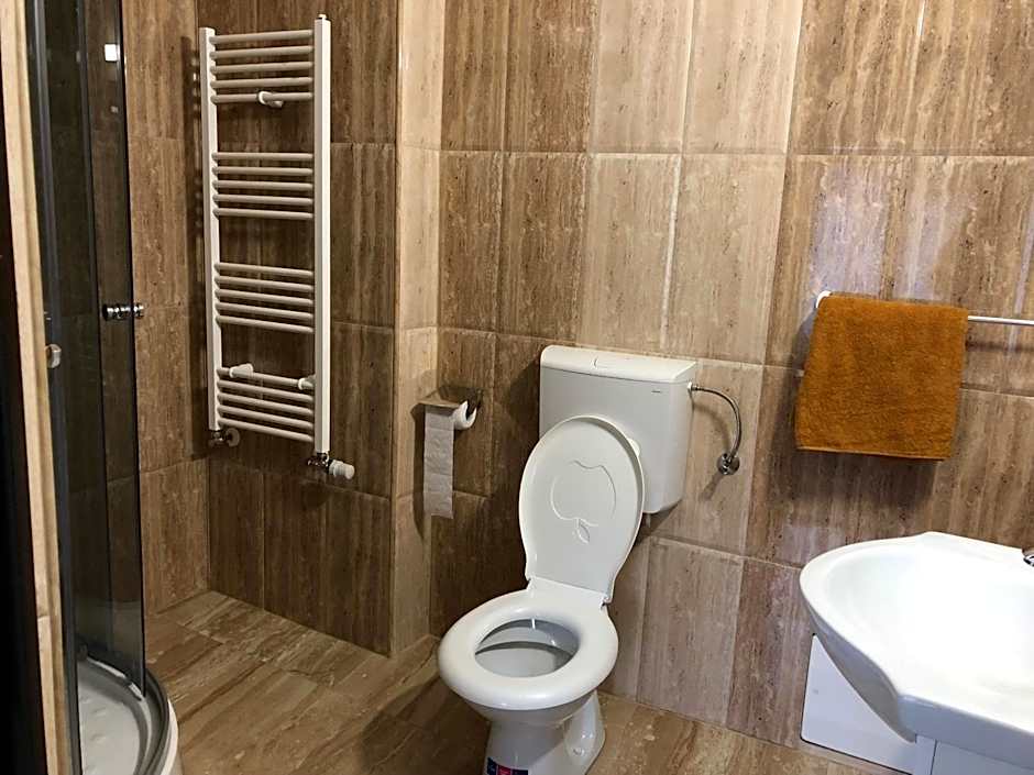 Pensiunea Mirela Peștera Urșilor