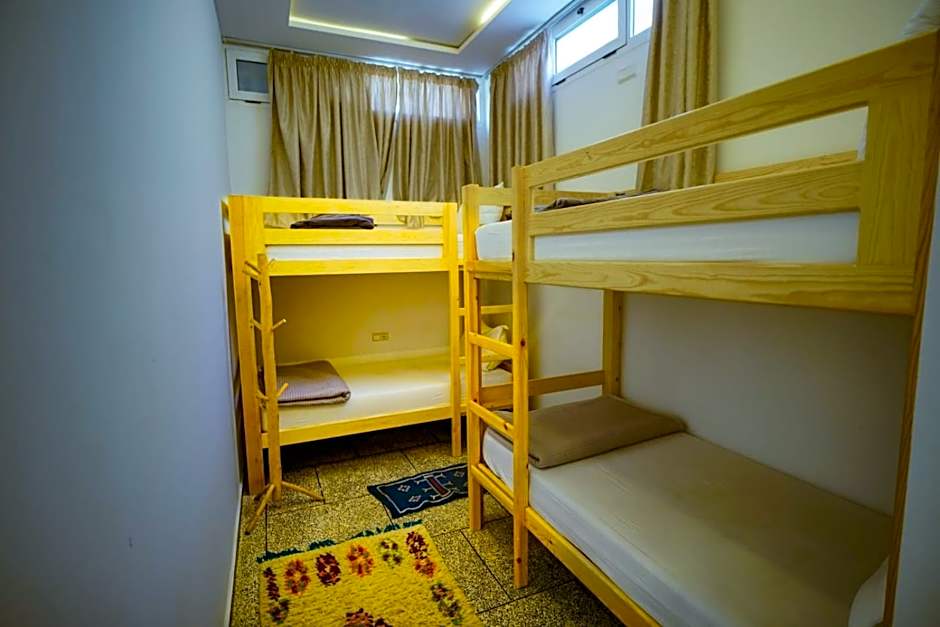 BIG BLUE guest house