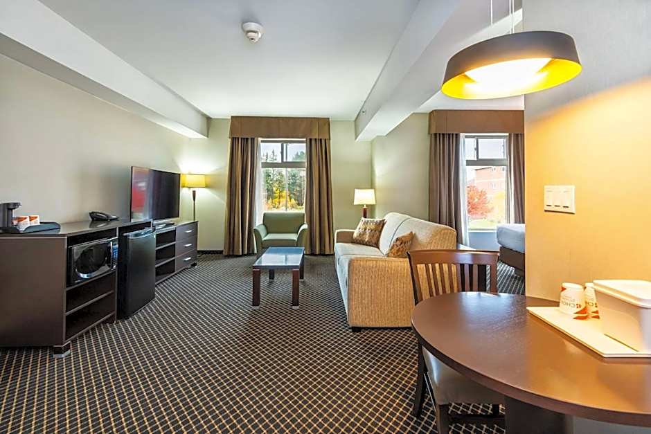 Quality Inn & Suites Petawawa