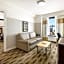  The New Yorker Hotel