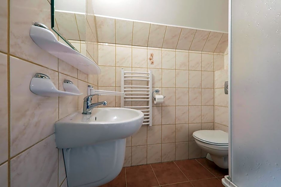 Górski Ośrodek Jeździecki - Śniadania - Termy