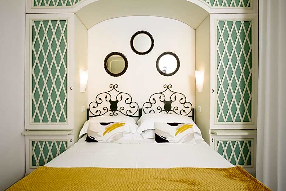 Photo 1 of 5 of Small Double Room