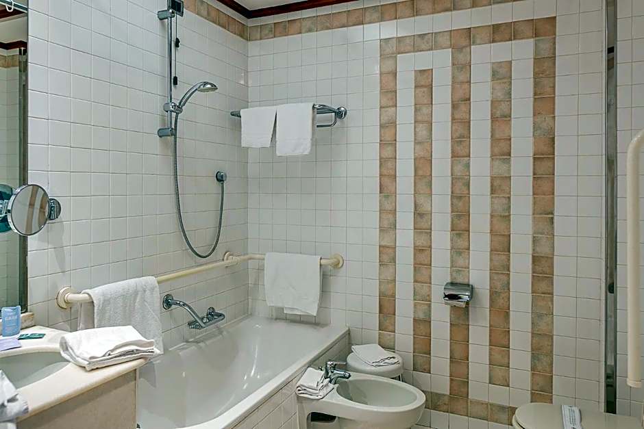 Vintage Hotel Tornese - Business & Events