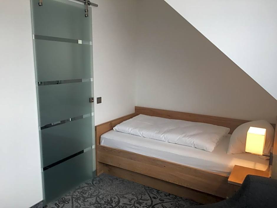 Ruhrberger Hof Hotel & Restaurant Grenzach-Wyhlen bei Basel