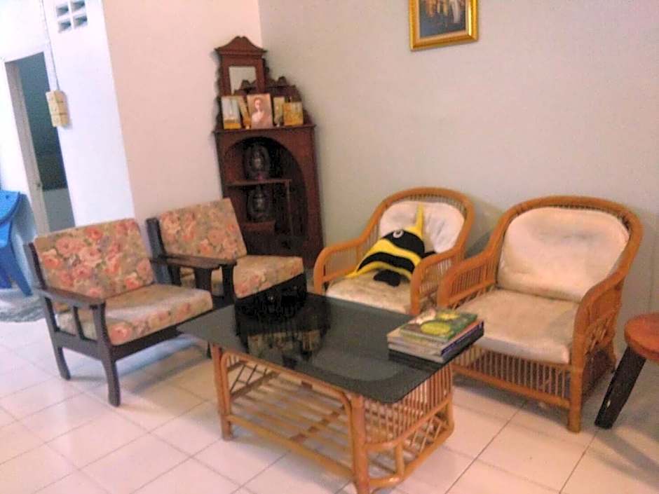 A & P House Charansanitwong