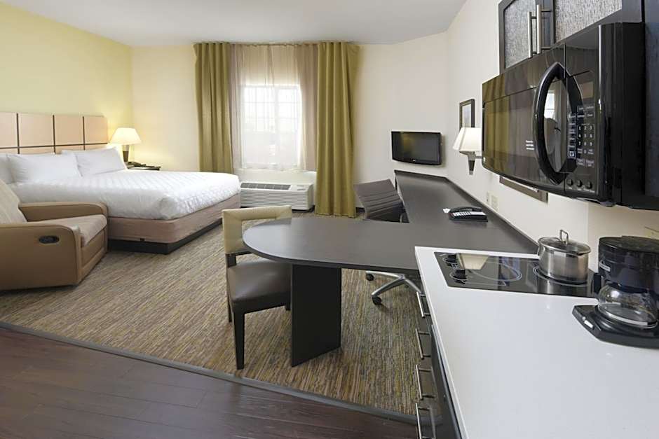Candlewood Suites Odessa By IHG