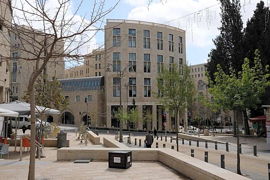Shlomtzi Hotel
