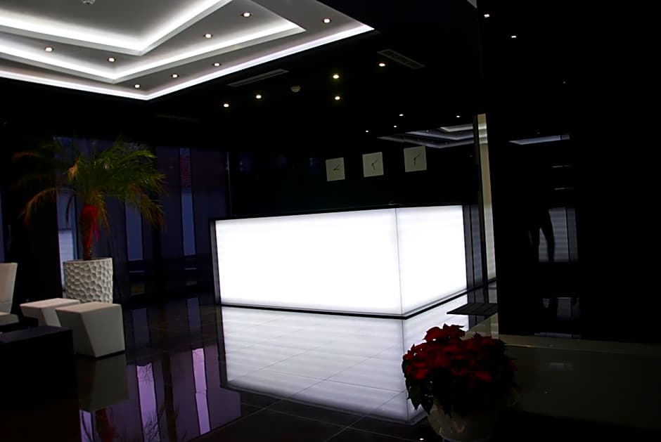 Hotel Fashion - Free Parking