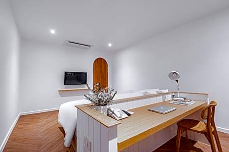 Junior Suite with Balcony