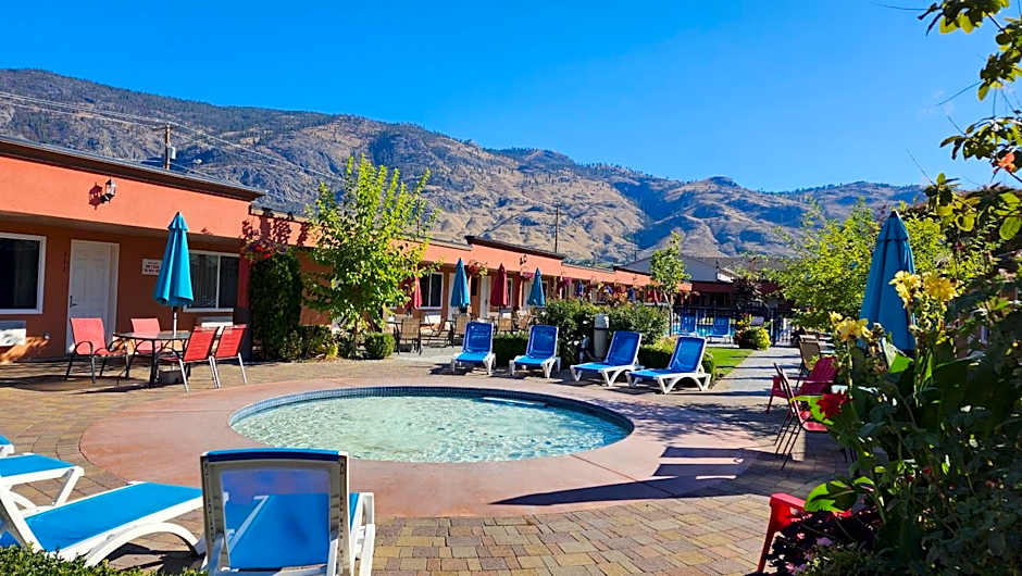 Sahara Courtyard Inn & Suites Osoyoos