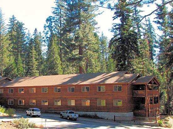 John Muir Lodge, Grant Grove Cabins - Kings Canyon Natl Park