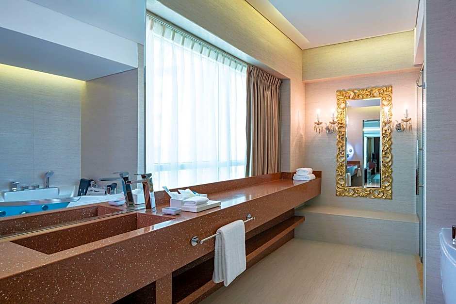 Four Points by Sheraton Sharjah