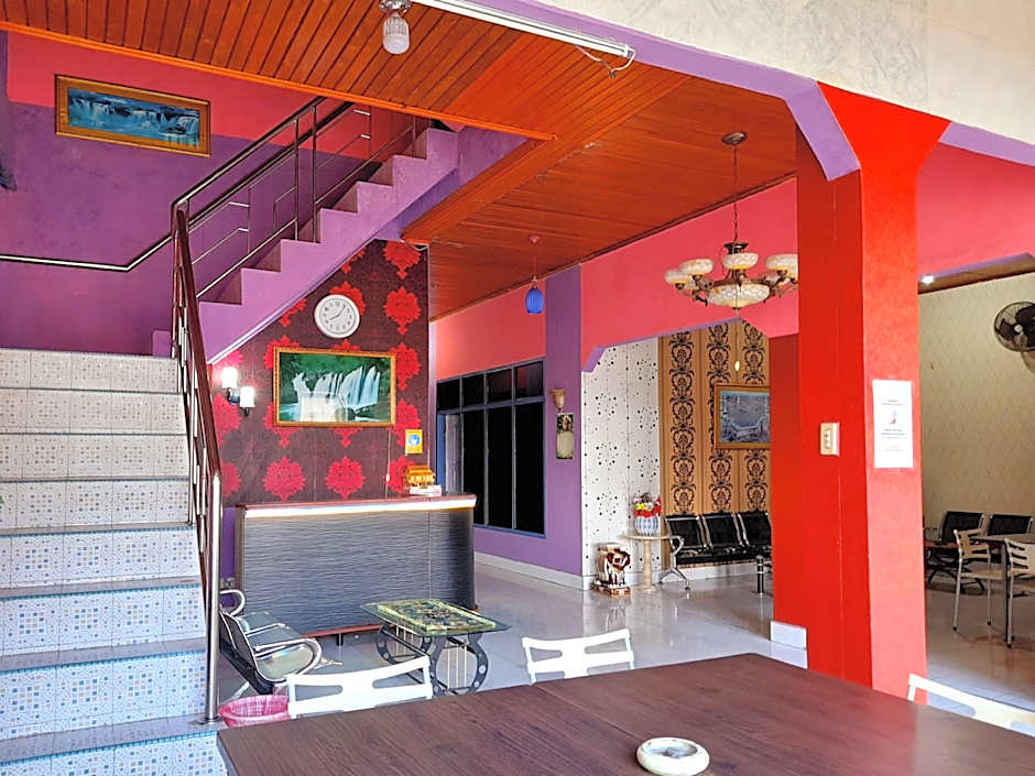 Hotel Rosichan Bau Bau Mitra RedDoorz