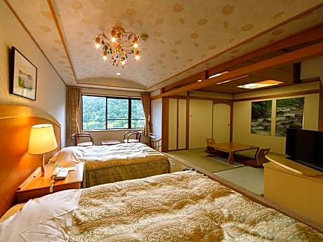 Twin Room with Tatami Area - Non-Smoking