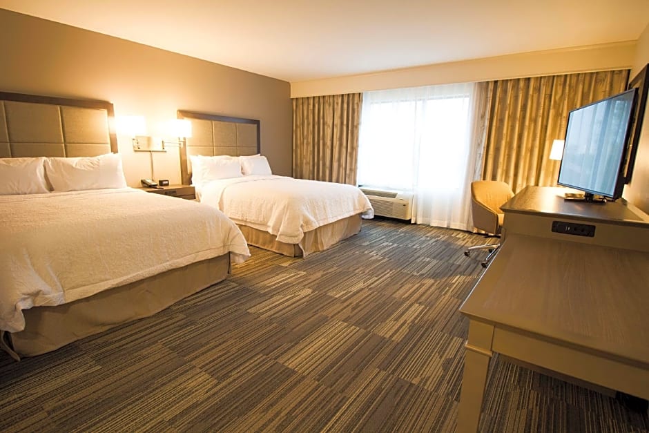 Photo 1 of 4 of 2 Queen Beds, Hearing/Mobility Accessible, Roll in Shower