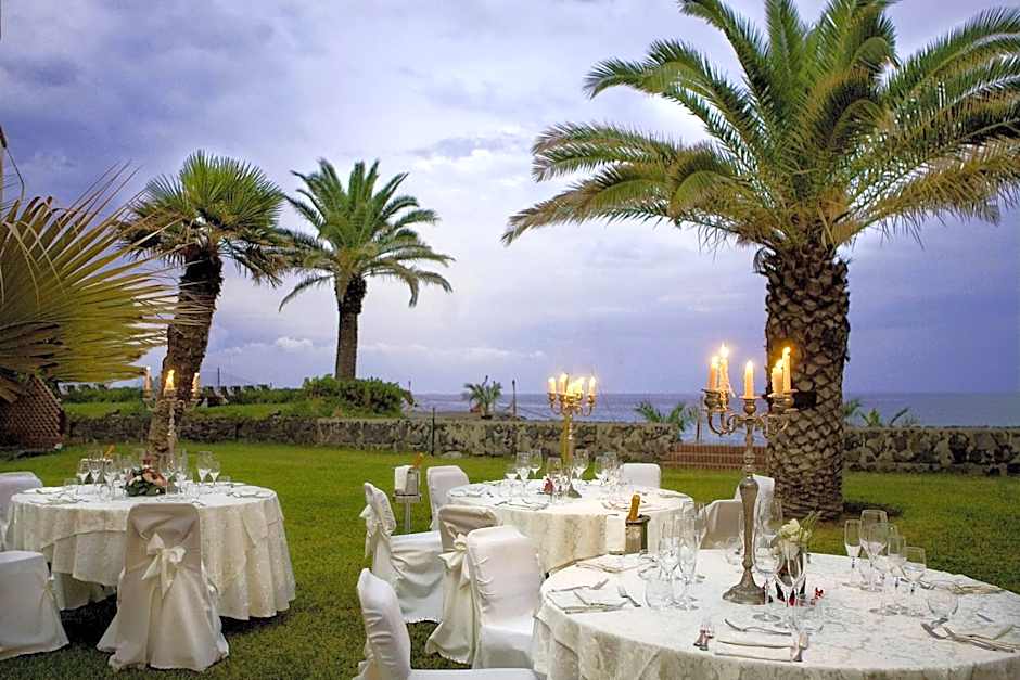 Delta Hotels by Marriott Giardini Naxos