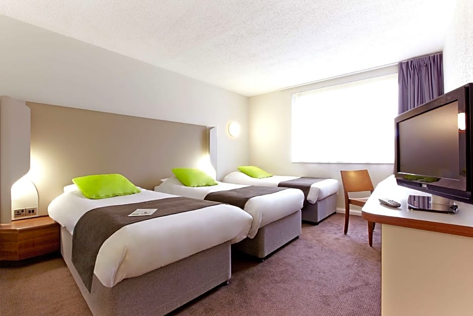 Photo 1 of 5 of Standard Room - 3 Single Beds