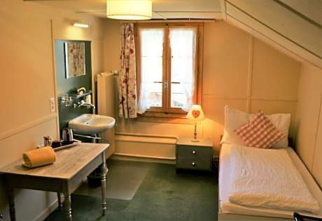Single Room with Shared Bathroom