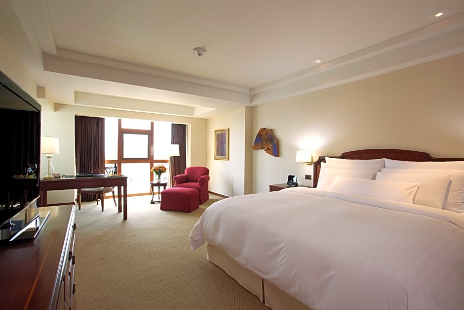 Swissotel Lima
