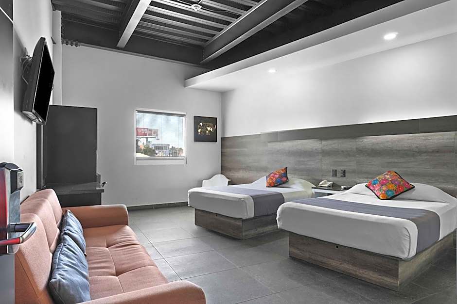 Homesuites Malecon — 49 fotoğraftan 1. fotoğraf