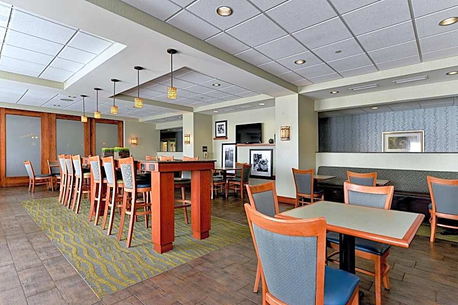 Hampton Inn By Hilton Ellsworth