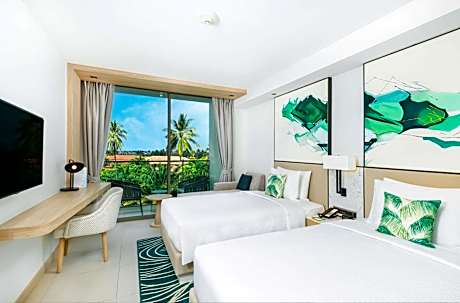 Premium Twin Room with Balcony