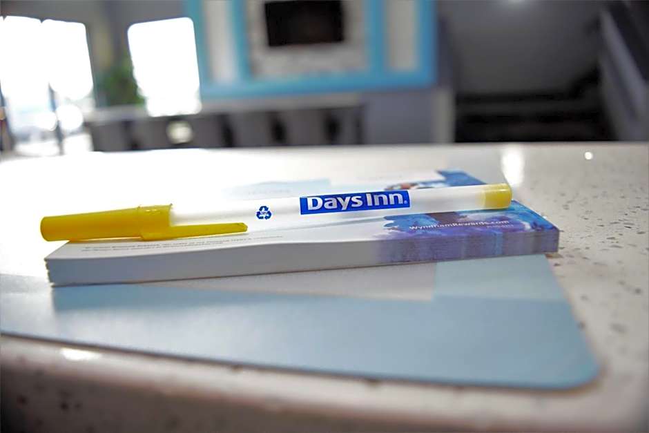 Days Inn by Wyndham Montgomery