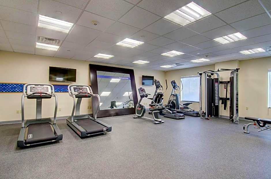 Hampton Inn & Suites Boston/Stoughton