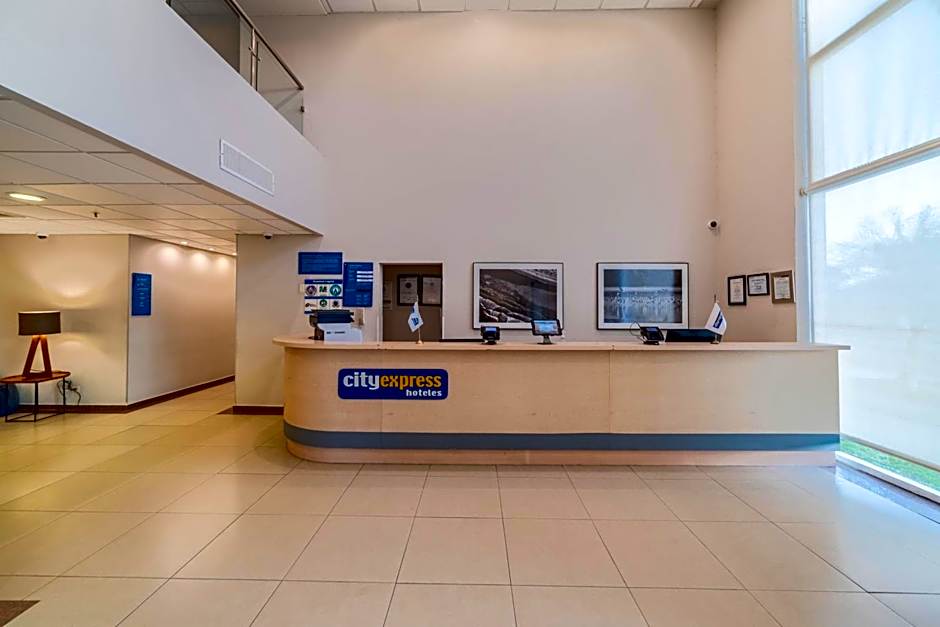 City Express by Marriott Ciudad del Carmen