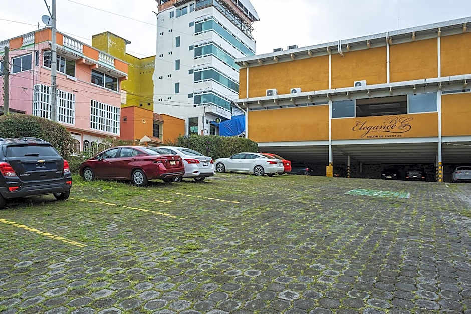 Capital O Hotel Central, Xalapa