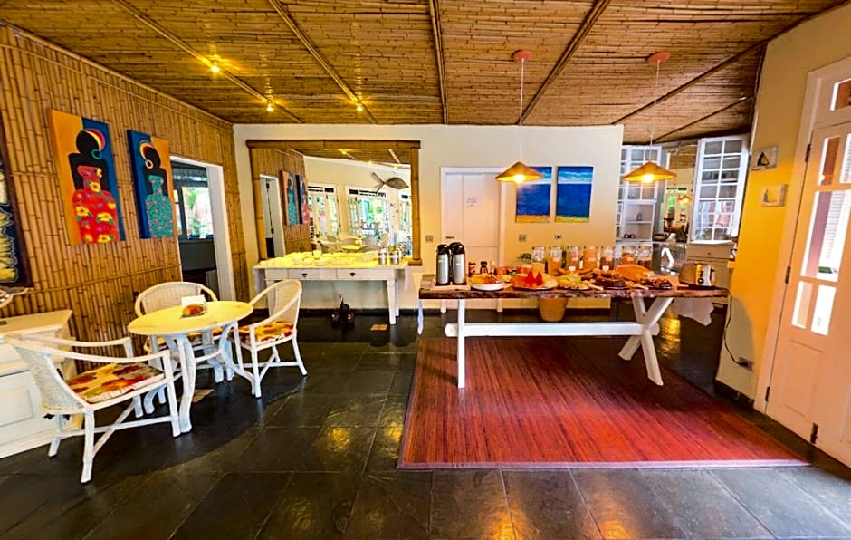 Velinn Pousada Ponta Do Pequeah