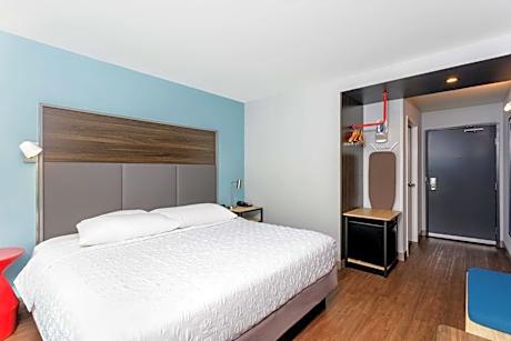 King Room - Hearing Access