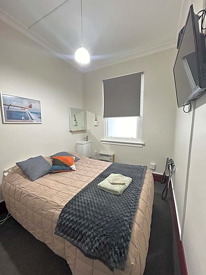 Beaumont Hotel and Holiday Park