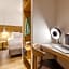 9Hotel Republique