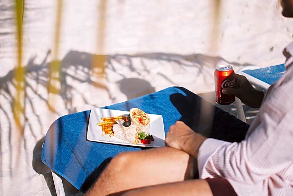 TRYP by Wyndham Aruba Adults Only Hotel