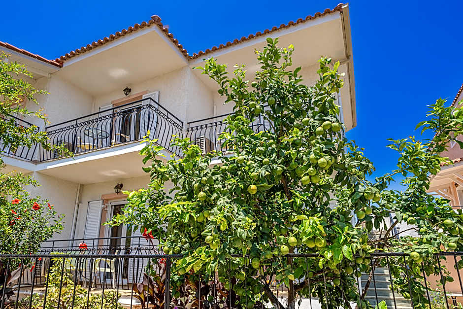 Dionysios Studios & Apartments