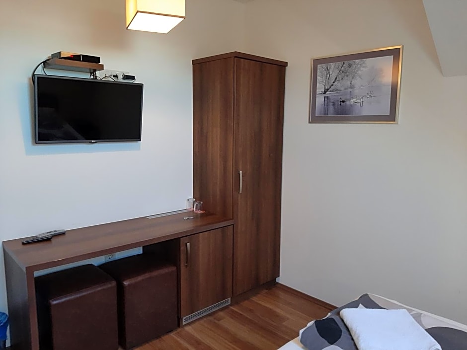 Viktória Lovas Panzió