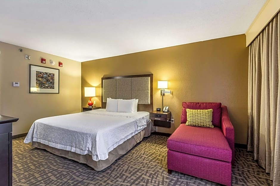 Hampton Inn By Hilton Jackson-Pearl-International Airport