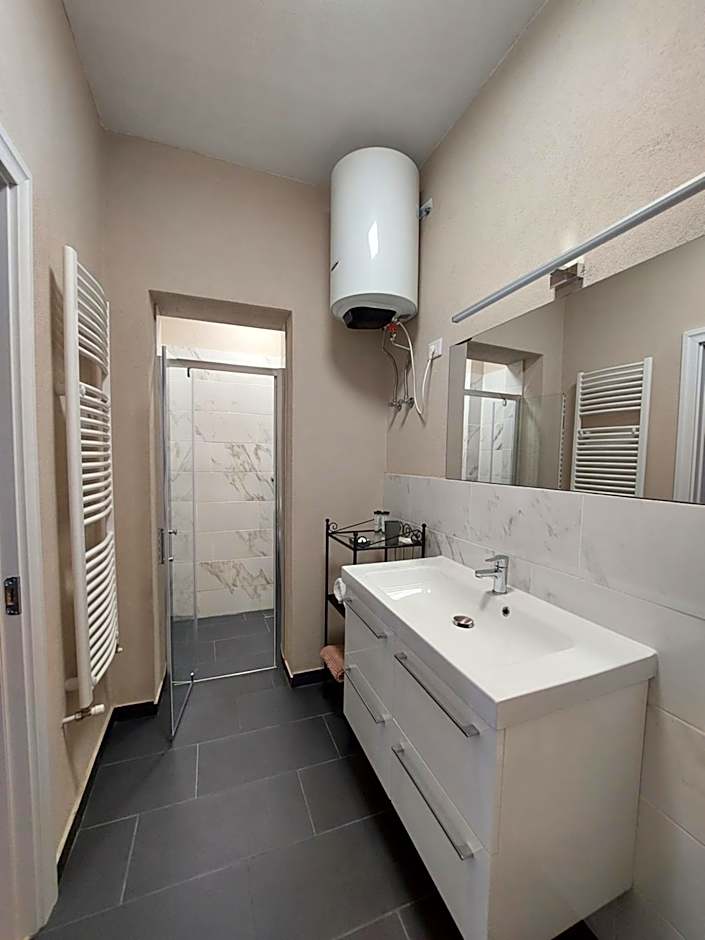 Mandarin Premium Apartments