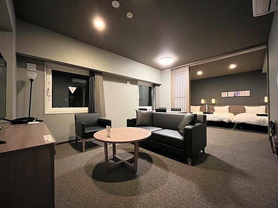Hotel Route Inn Tokushima Airport -Matsushige Smartinter-