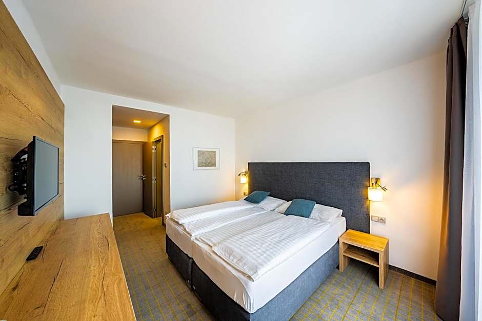 Hotel SKI
