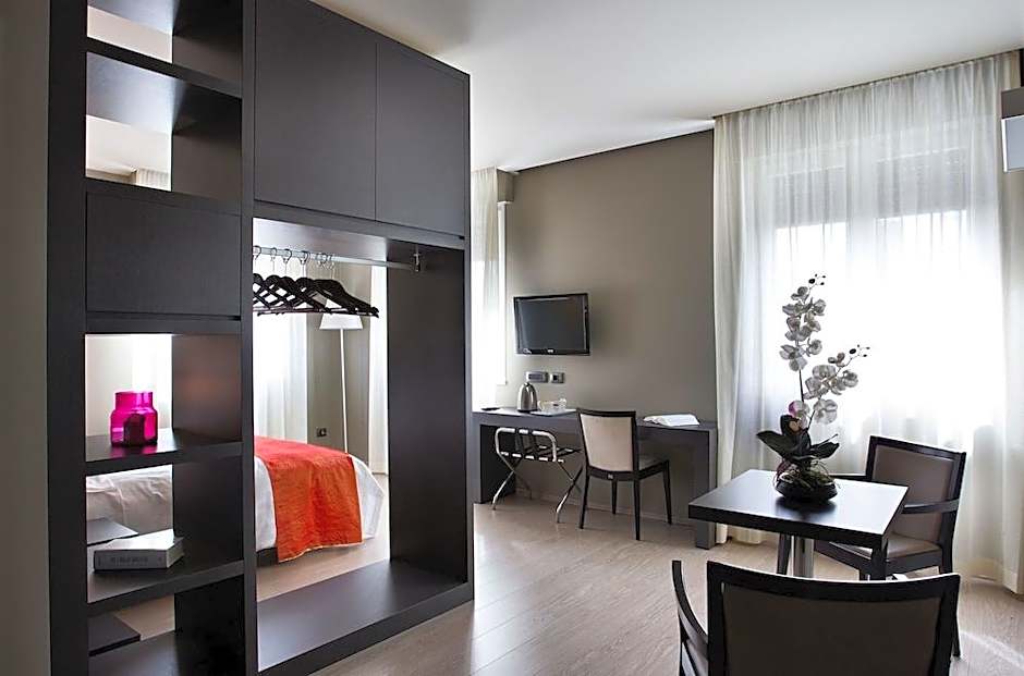 Zara Rooms & Suites