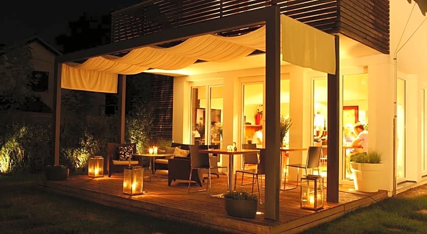 Boutique hotel - Sun House Banovci