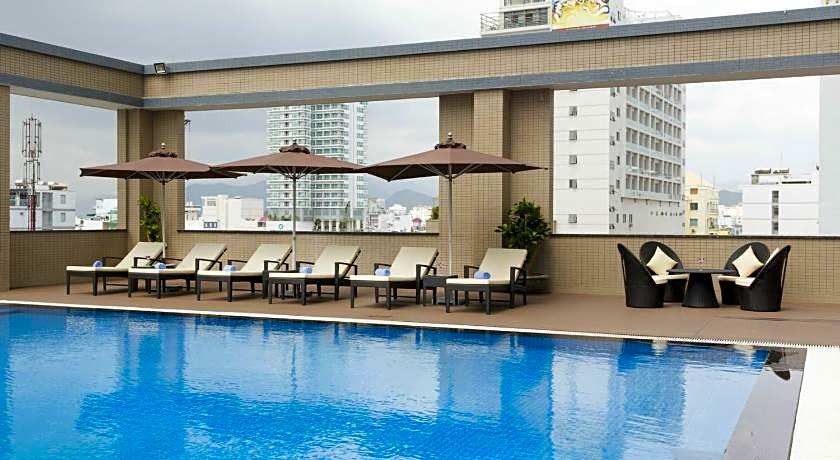 Muong Thanh Grand Cua Lo Hotel