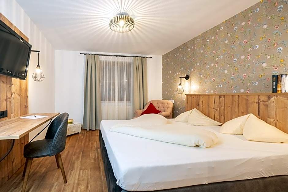 Hotel Krone Tirol