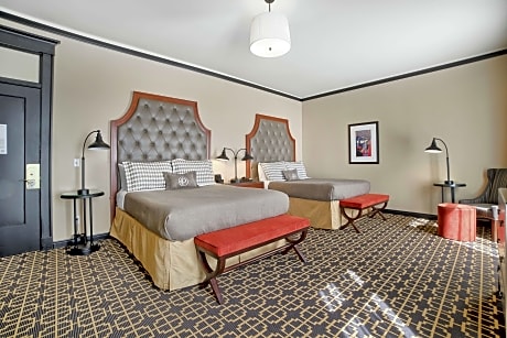 1 King Bed