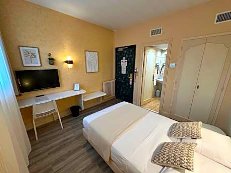 Classic Single Room