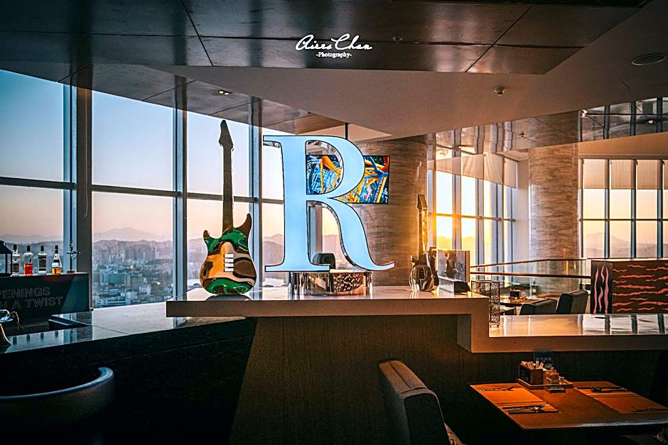 Renaissance Huizhou Hotel